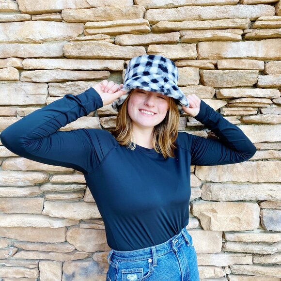 Super Cozy Checkered Bucket Hat - Black - Picture 4 of 7